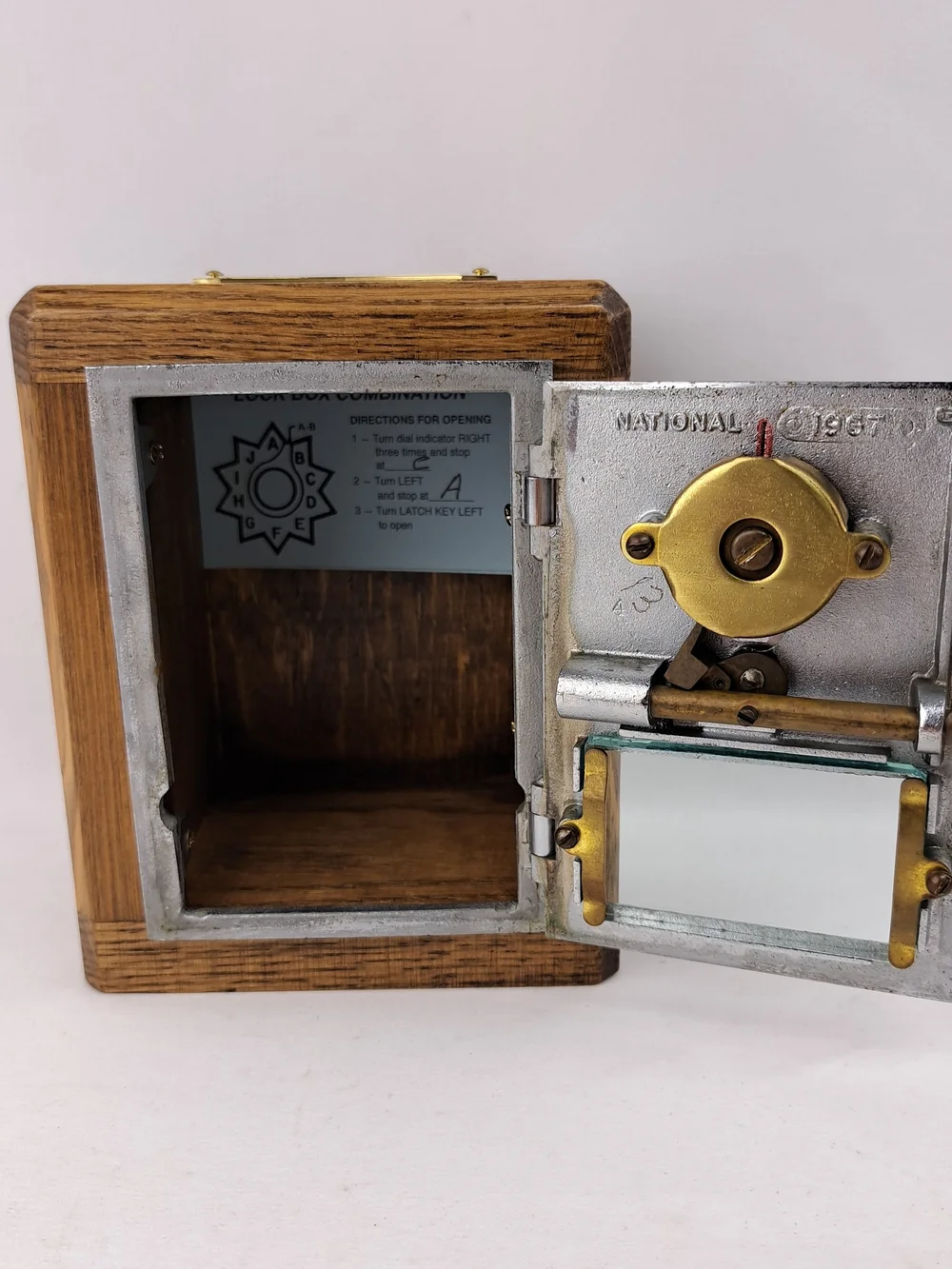 Vintage Mini Vault Coin Bank Puzzle Safe Lock Box Wooden Novelty Piggy Bank